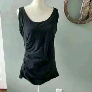 Black Lucy sleeveless top size XL